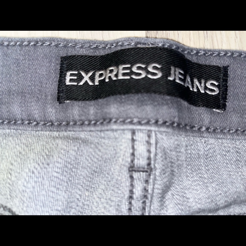 Express Jeans - Picture 3 of 4
